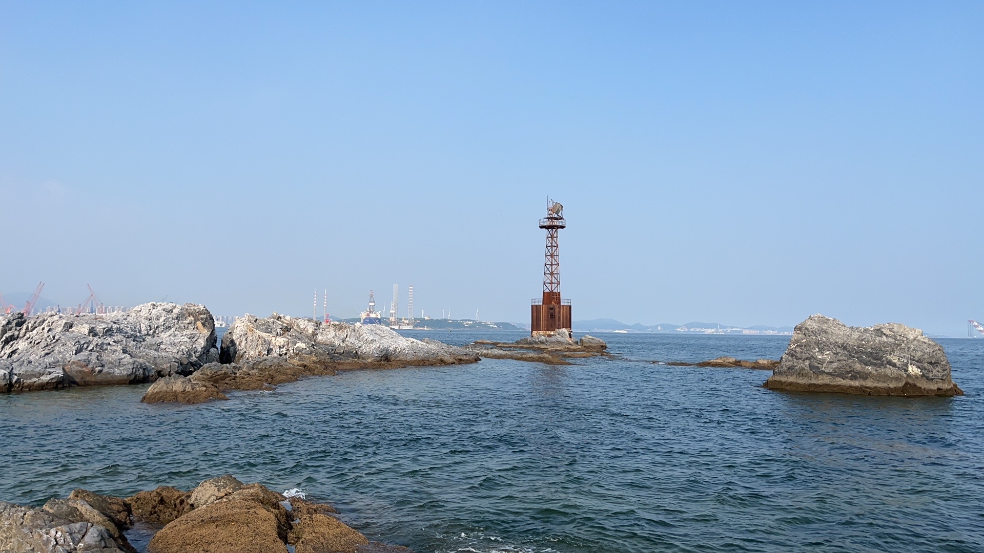 蟹子湾牛头山灯塔